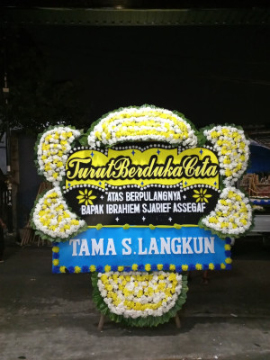 Papan Bunga Duka di Pasir Nangka